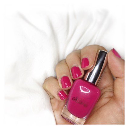 camille_albane_vernis_rose_swatch